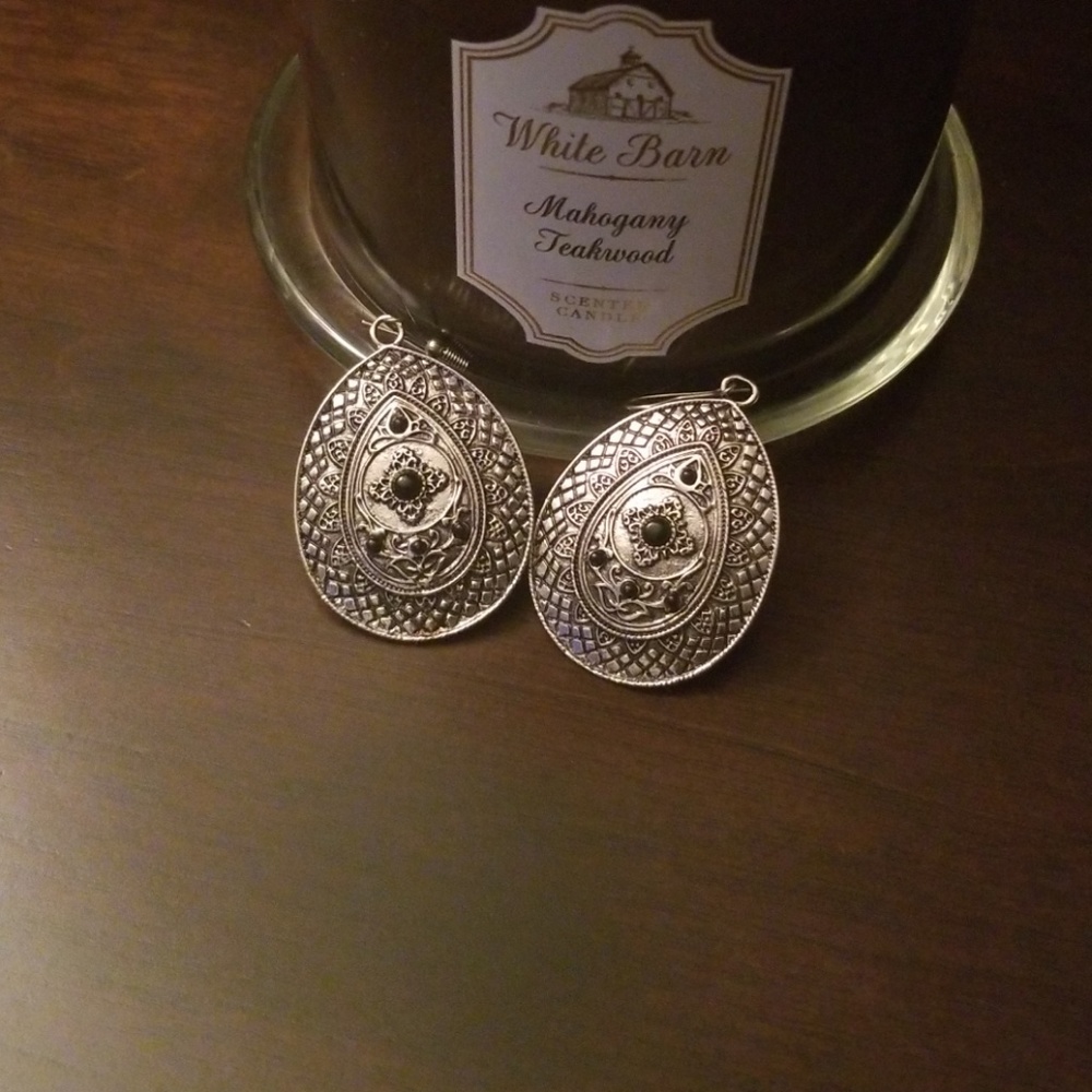 Sliver Ancient Earrings